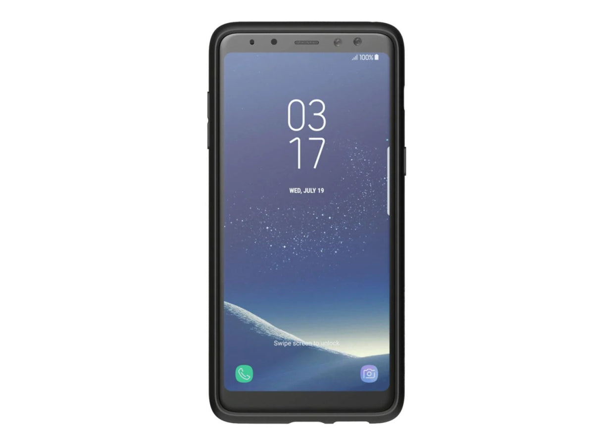 Carcasa Samsung Protective para Galaxy A8+ Negro Openbox - Reuse Chile